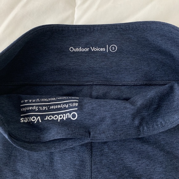 OUTDOOR VOICES 7/8 WARM UP LEGGINGS - Picture 2 of 3